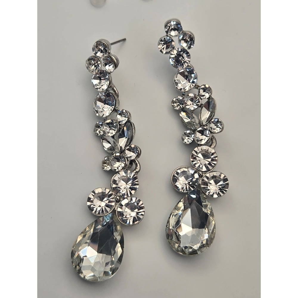 Silver Tone Crystal Rhinestone Teardrop Dangle Earrings Glam Bridal Prom Pageant